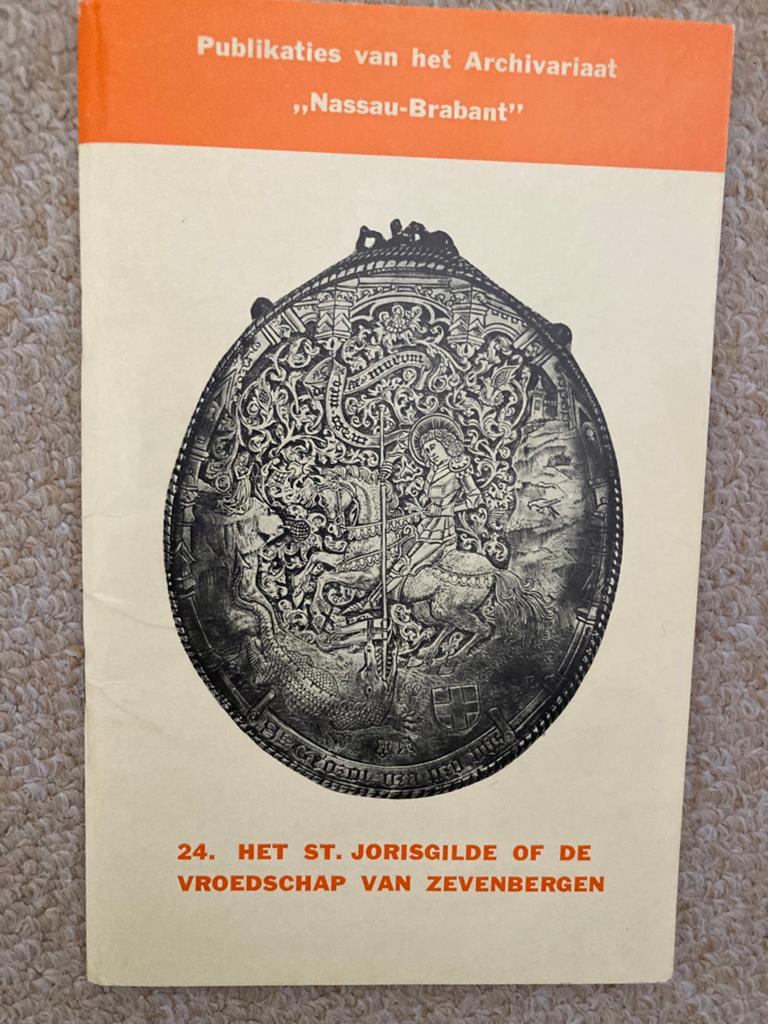 Het St. Jorisgilde of de vroedschap van Zevenbergen, 1973., 20e eeuw of later, Albert Delahaye, Ophalen of Verzenden, Zo goed als nieuw