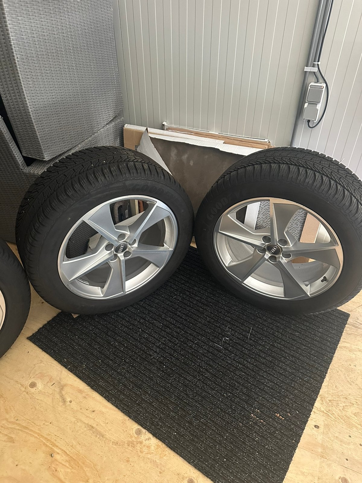 Originele 20 inch audi Q7/SQ7 velgen met winterbanden, Auto-onderdelen, Banden en Velgen, Ophalen, 285 mm, Banden en Velgen, Winterbanden