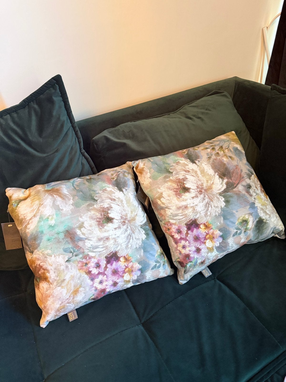 Set van 2 Scatter Box sierkussens met bloemenprint, Huis en Inrichting, Overige merken, Meerkleurig, Met print, Vierkant