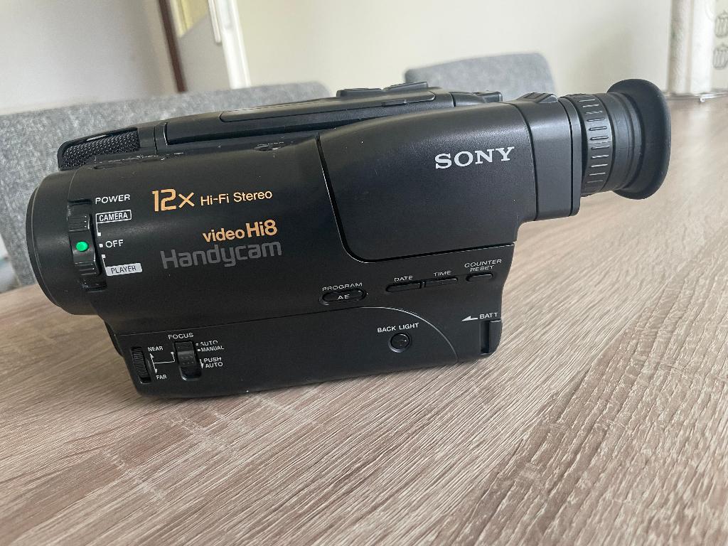 Sony HI8 videocamera, Ophalen, Compact, Minolta