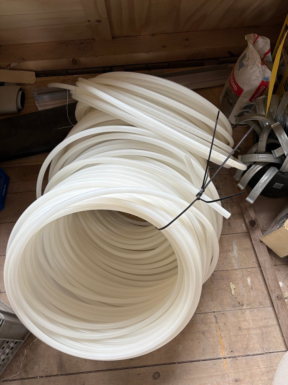 Vloerverwarming buizen incl. Rand isolatie, Doe-het-zelf en Verbouw, Buizen en Afvoer, Ophalen, Overige materialen, Minder dan 20 mm