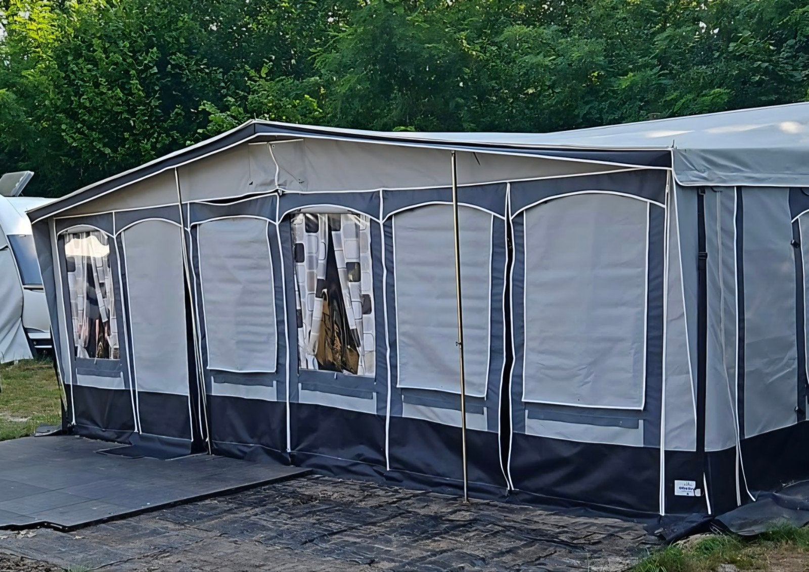 Obelink Vario Front 300 voortent maat 17 met voorluifel, Caravans en Kamperen, Voortenten en Luifels, Ophalen, Zo goed als nieuw