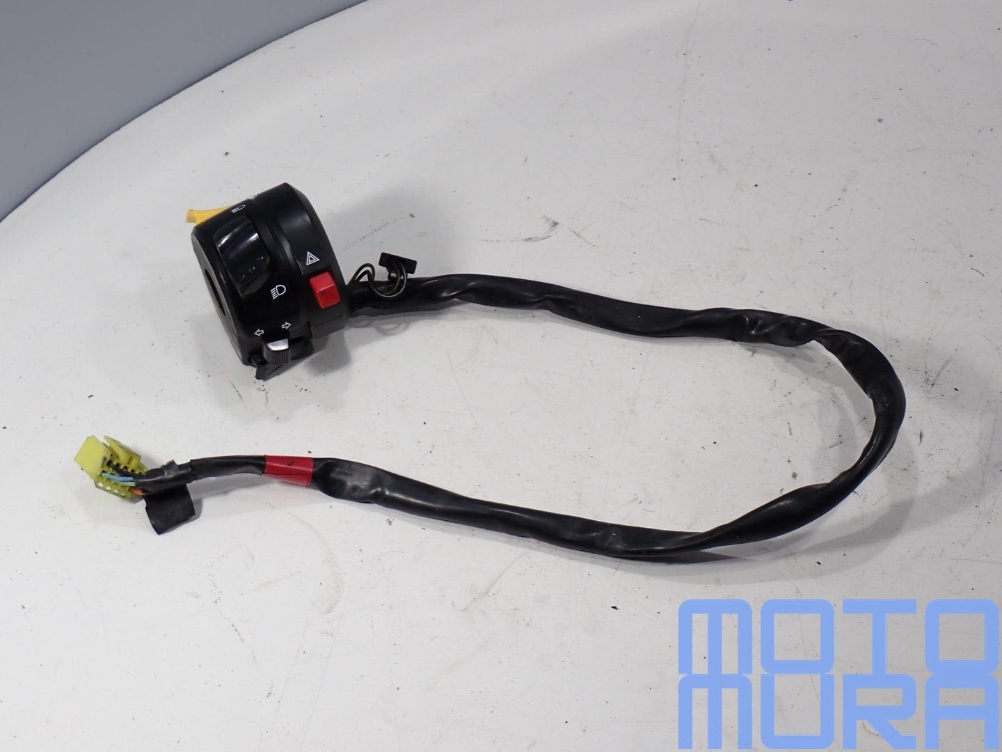 Stuurschakelaar links voor de Suzuki GSR 600 2006 - 2010 GSR, Gebruikt, -, -, Ophalen of Verzenden