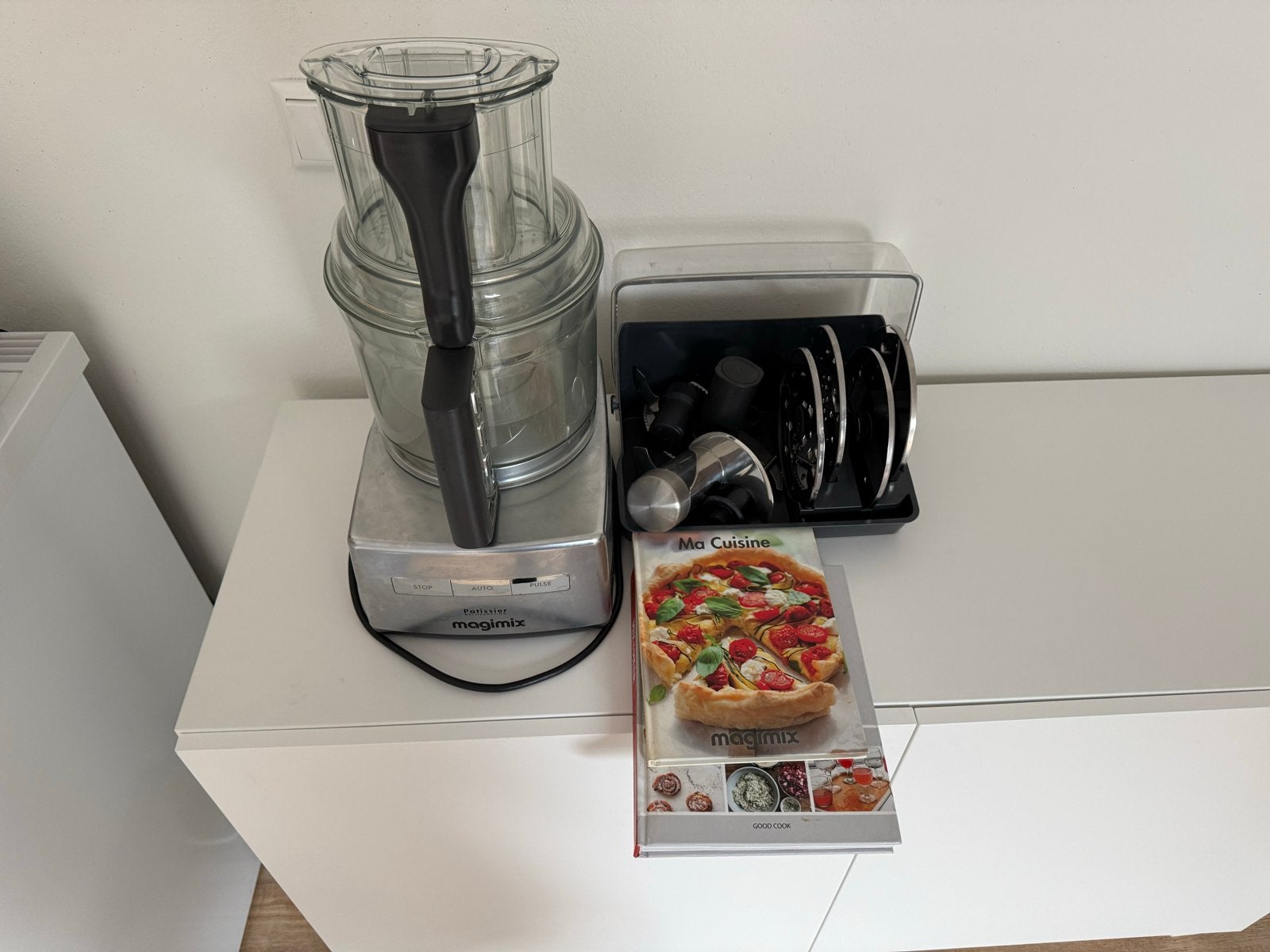 Magimix 6200XL foodprocessor(zonder RVS mengkom)accessoires, 3 tot 4 liter, Ophalen, Gebruikt, 3 snelheden of meer
