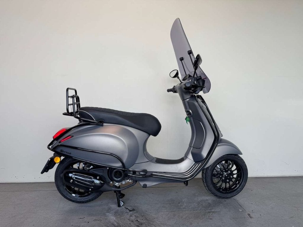 Vespa Sprint Snor 25 km/h, BWJ 2020, Opaco Titanium Gold, Fietsen en Brommers, Niet ingevuld, Gebruikt, Niet ingevuld, Ophalen of Verzenden