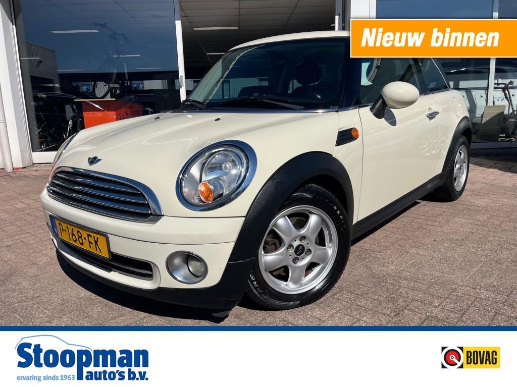 Mini COOPER 1.6 Cooper Airco El.ramen LM velgen, Voorwielaandrijving, Gebruikt, 750 kg, 4 cilinders