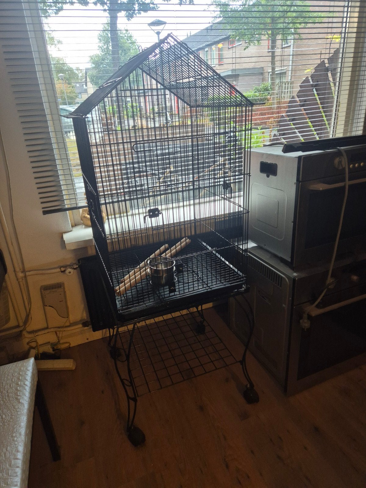 mooie vogelkooi, Ophalen, Zo goed als nieuw, Kooi-accessoires