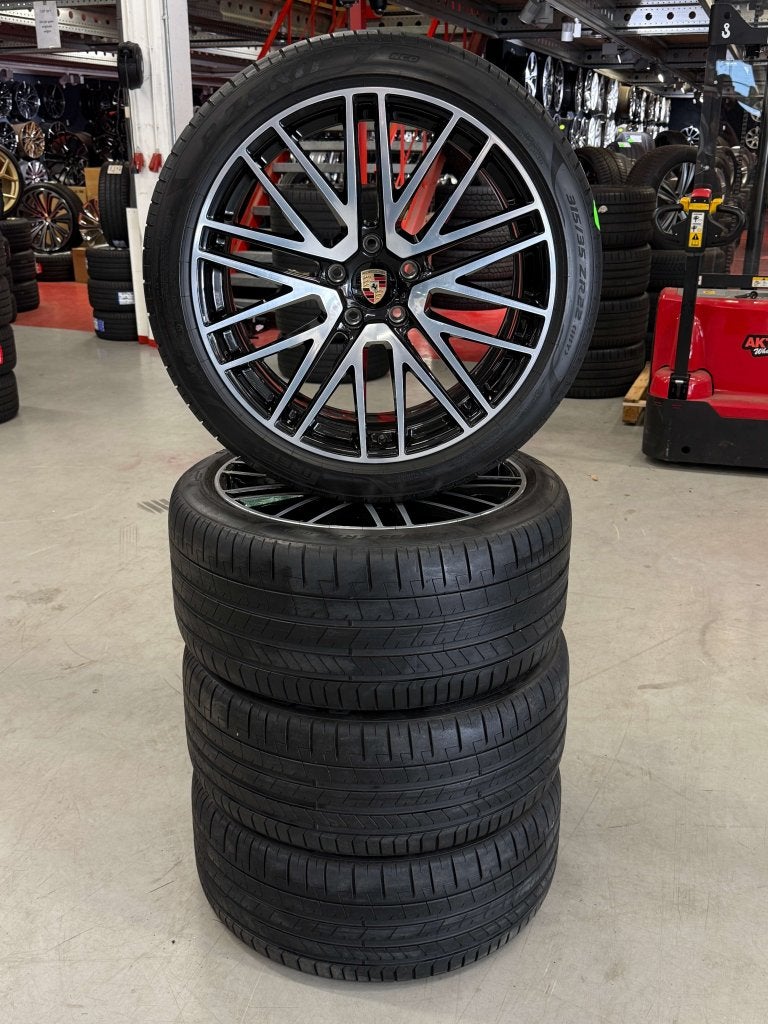 Originele 22'' Velgen Porsche Cayenne 9Y 2023+ Pirelli NCO, Auto-onderdelen, Niet ingevuld, Gebruikt, Banden en Velgen, Niet ingevuld