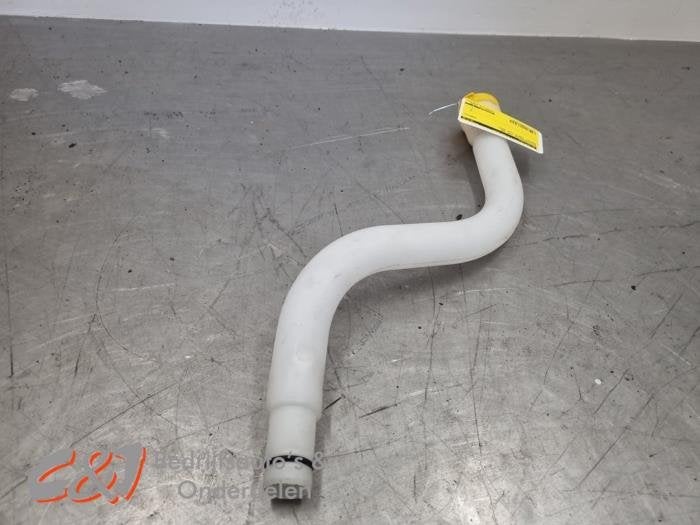 Ruitensproeier tank dop van een Renault Trafic, Gebruikt, -, Renault, -