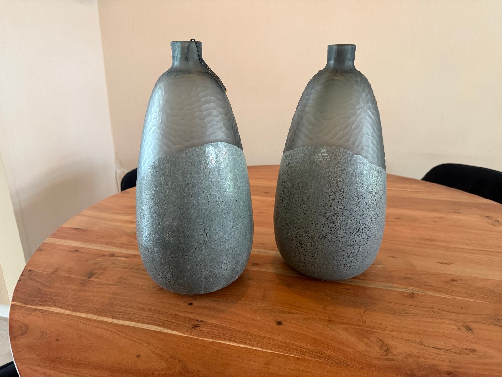 Set van 2 Riverdale vazen - Grijs glas en betonlook, Ophalen, Nieuw, Glas, Geschikt voor droogbloemen