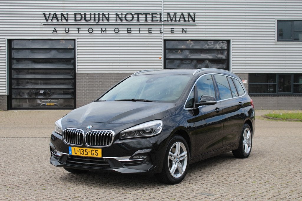 BMW 2 Serie Gran Tourer 218i 7p. Business Edition Plus / Lee, Auto's, 136 pk, Gebruikt, 7 stoelen, Zwart