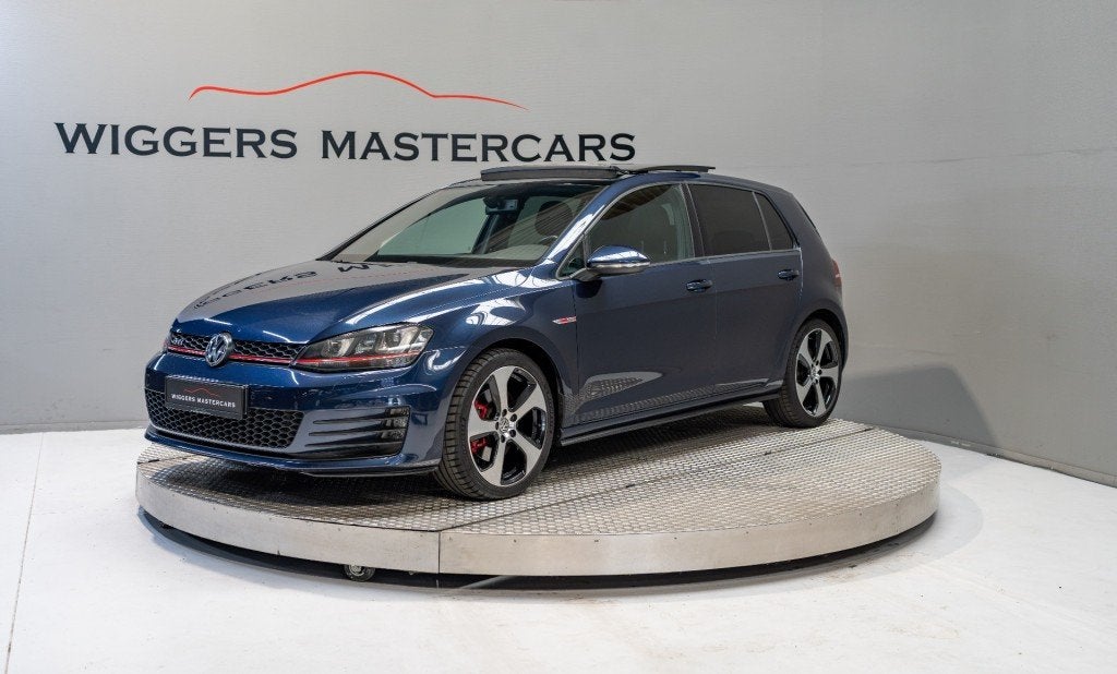 Volkswagen GOLF 2.0 TSI GTI Automaat , Panodak, Keyless, 18, Auto's, Gebruikt, 4 cilinders, Blauw, 690 kg