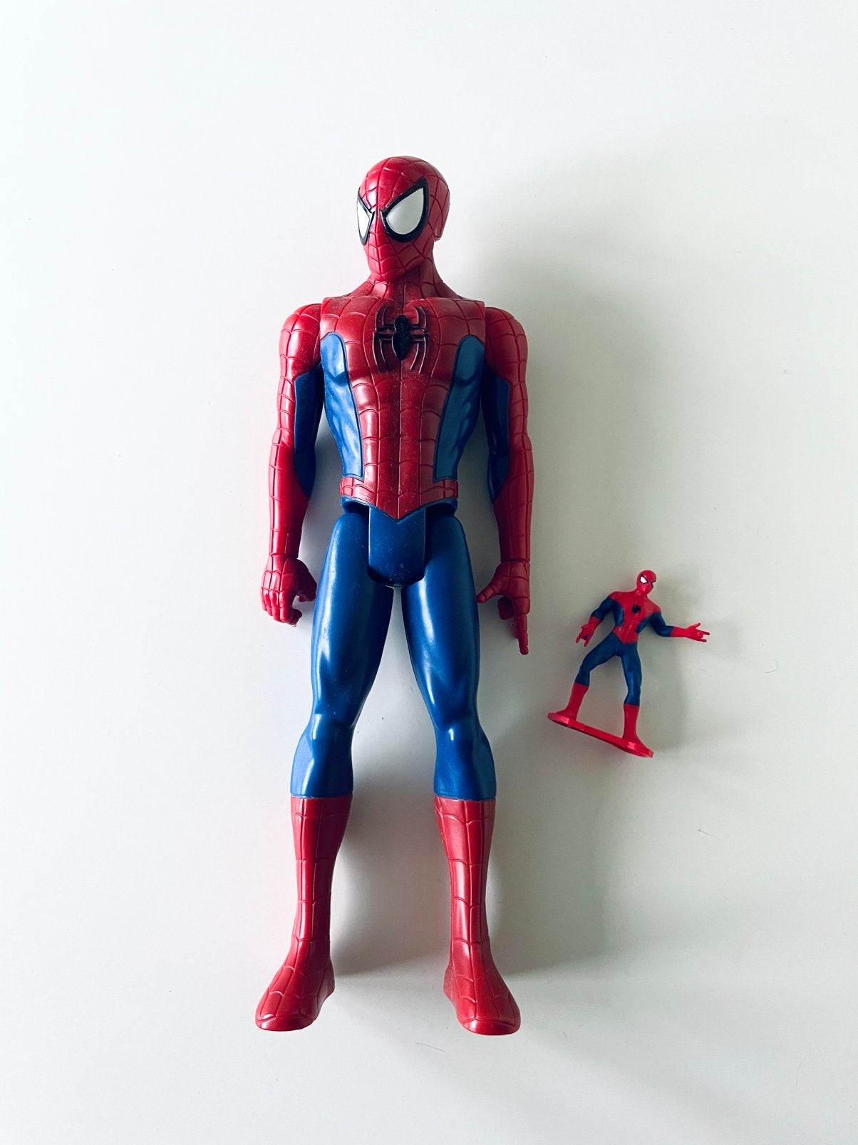 Marvel | Spider Man pop doll 29 cm + mini figuur Spiderman, Ophalen of Verzenden, Zo goed als nieuw