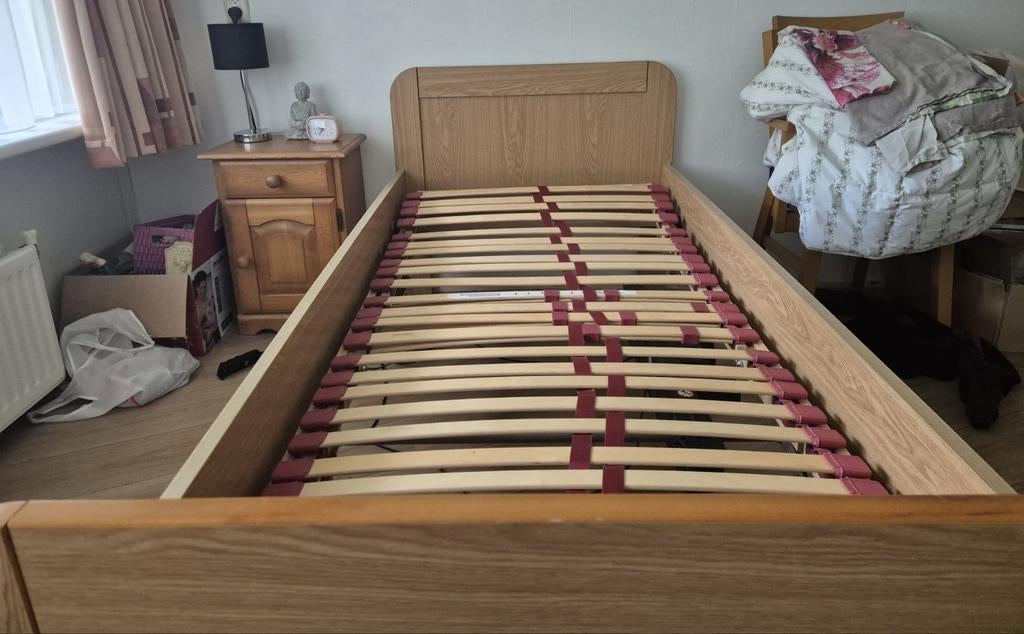 Seniorenbed elektrisch verstelbaar, Ophalen, 90 cm, Eenpersoons, Bruin