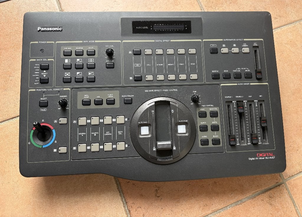 Panasonic Digital AV mixer WJ-AVE7, Overige merken, Video switcher/mixer, Ophalen, Zo goed als nieuw