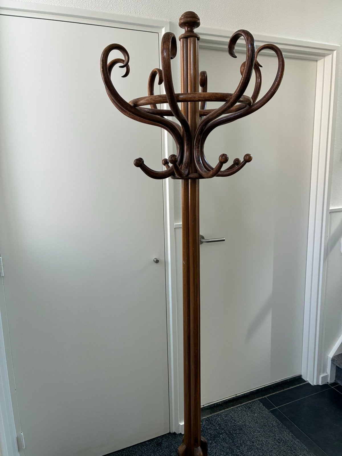 Vintage eiken Thonet kapstok - 190 cm hoog, Ophalen, Gebruikt, Staande kapstok, 150 tot 200 cm