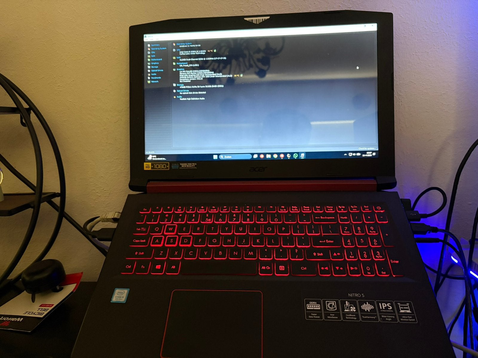 Verkoop hem omdat ik hem niet meer gebruik, Computers en Software, Ophalen of Verzenden, Zo goed als nieuw, 15 inch, 2 tot 3 Ghz