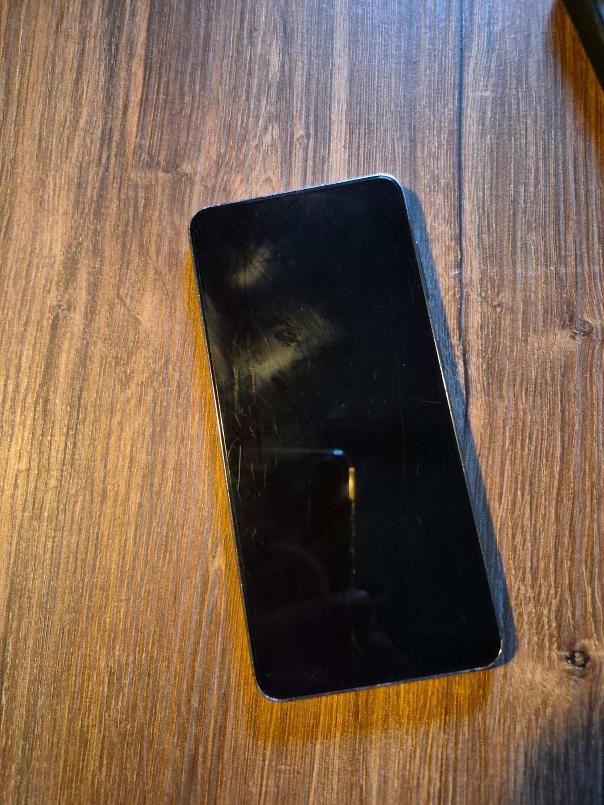 Samsung Galaxy S21e 128GB Zwart - Gebruikt, Telecommunicatie, Mobiele telefoons | Samsung, Gebruikt, Zwart, Touchscreen, Ophalen of Verzenden