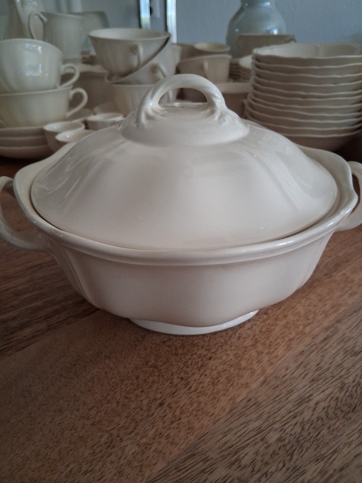 Wedgwood Queens Plain DEKSCHAAL als Nieuw, Ophalen, Zo goed als nieuw, Porselein, Schaal of Schalen