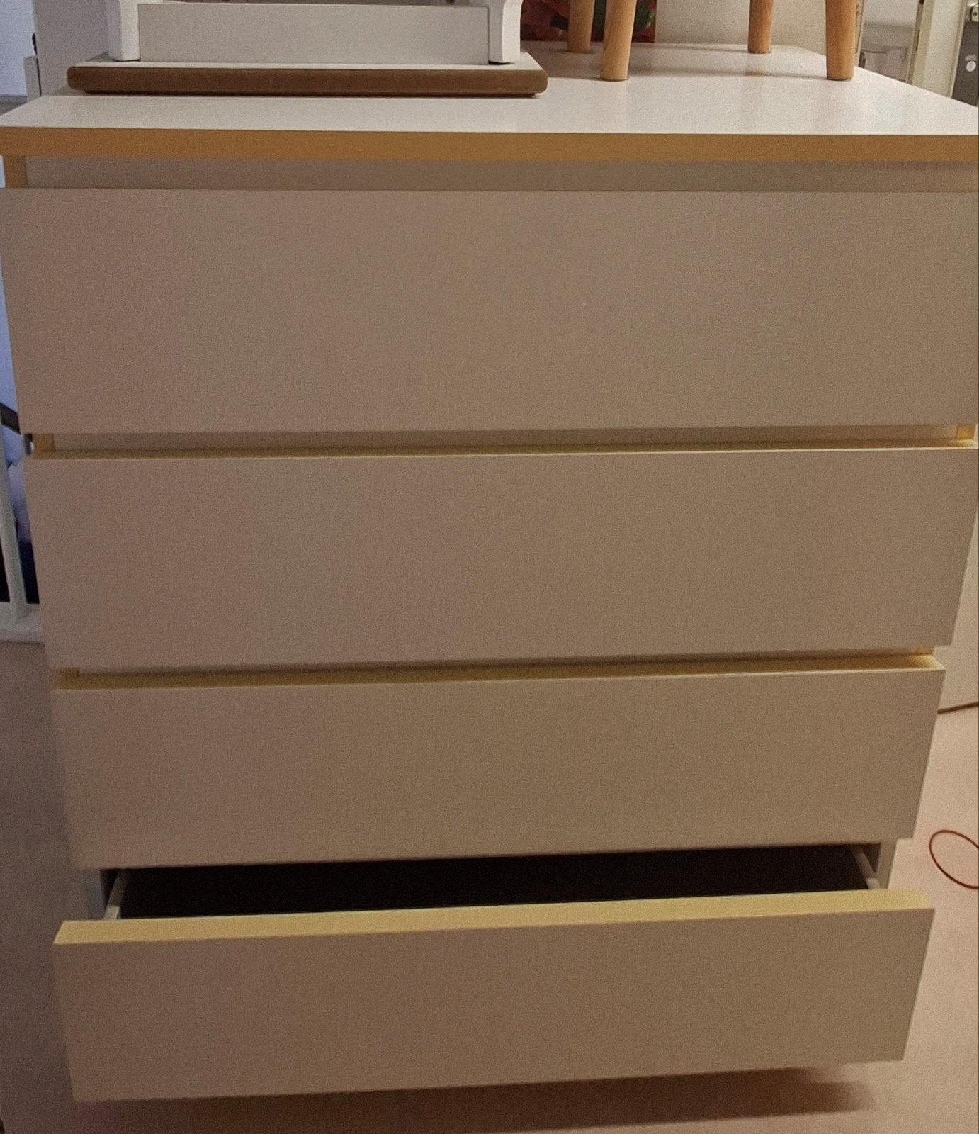 gratis ikea malm ladekast 4 lades, Ophalen, Gebruikt, 100 tot 150 cm, 100 tot 150 cm