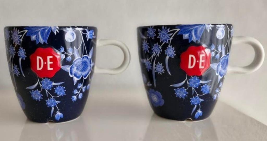 Twee Bekers Douwe Egberts Hylper Heritage, Ophalen of Verzenden, Zo goed als nieuw, Overige stijlen, Kop(pen) en/of Schotel(s)