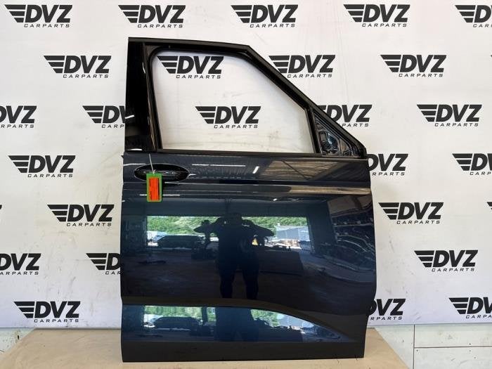 Portier 2Deurs rechts van een Volkswagen Multivan T7 (LT5U), Auto-onderdelen, Carrosserie en Plaatwerk, Gebruikt, -, -, Ophalen of Verzenden