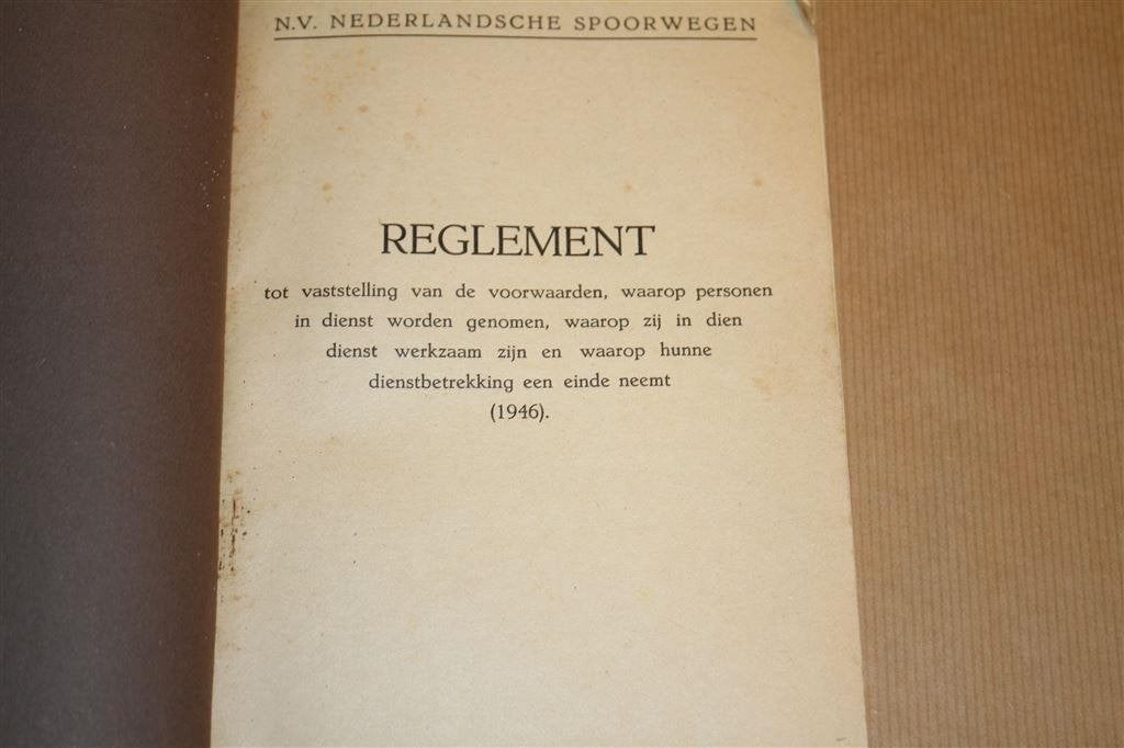 Reglement personeel Nederlandsche Spoorwegen 1946, Ophalen of Verzenden, Gebruikt, Tram, Overige typen