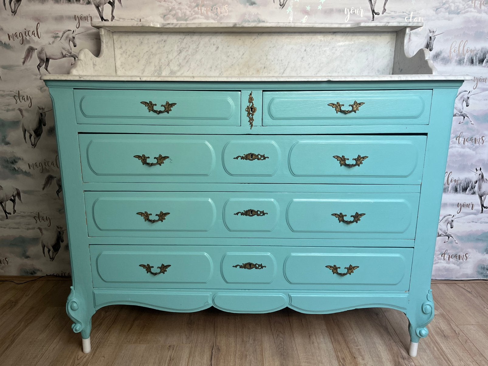 Klassieke brocante commode met marmeren blad, Ophalen, Gebruikt, Barok, 100 tot 150 cm