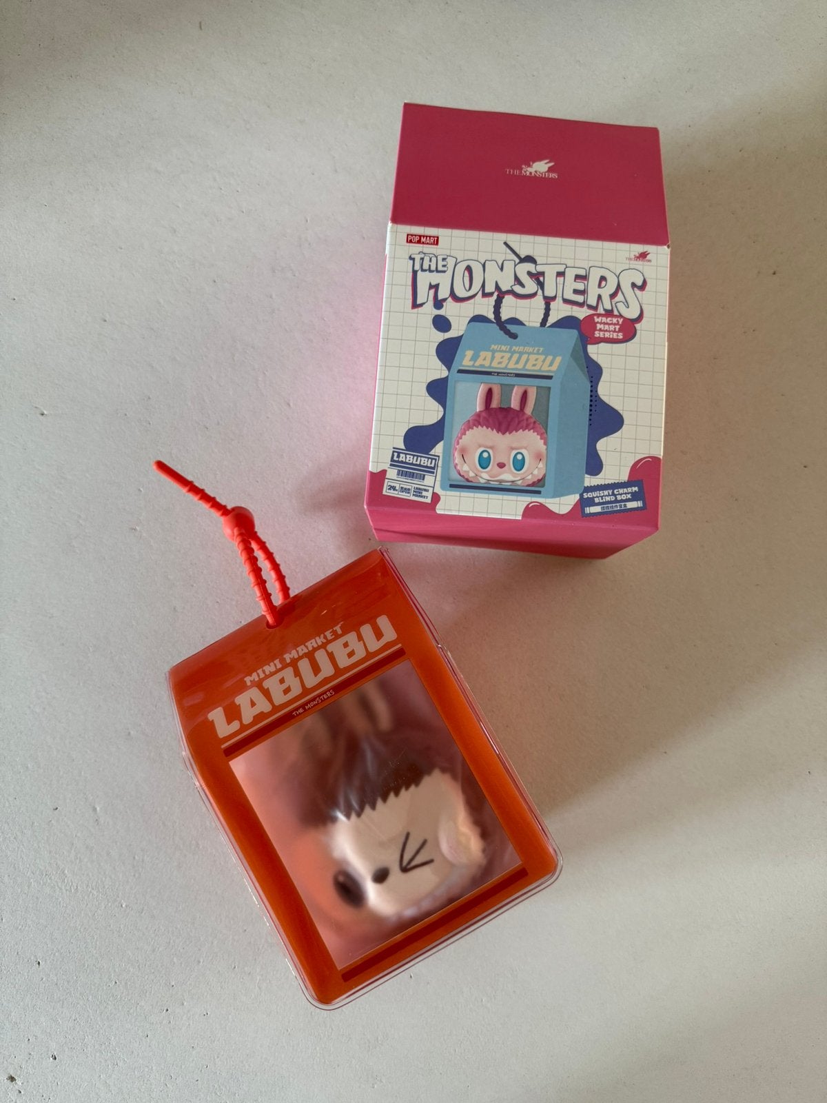 Pop Mart Labubu Wacky Mart series Squishy Charm Yakitori, Ophalen of Verzenden, Nieuw