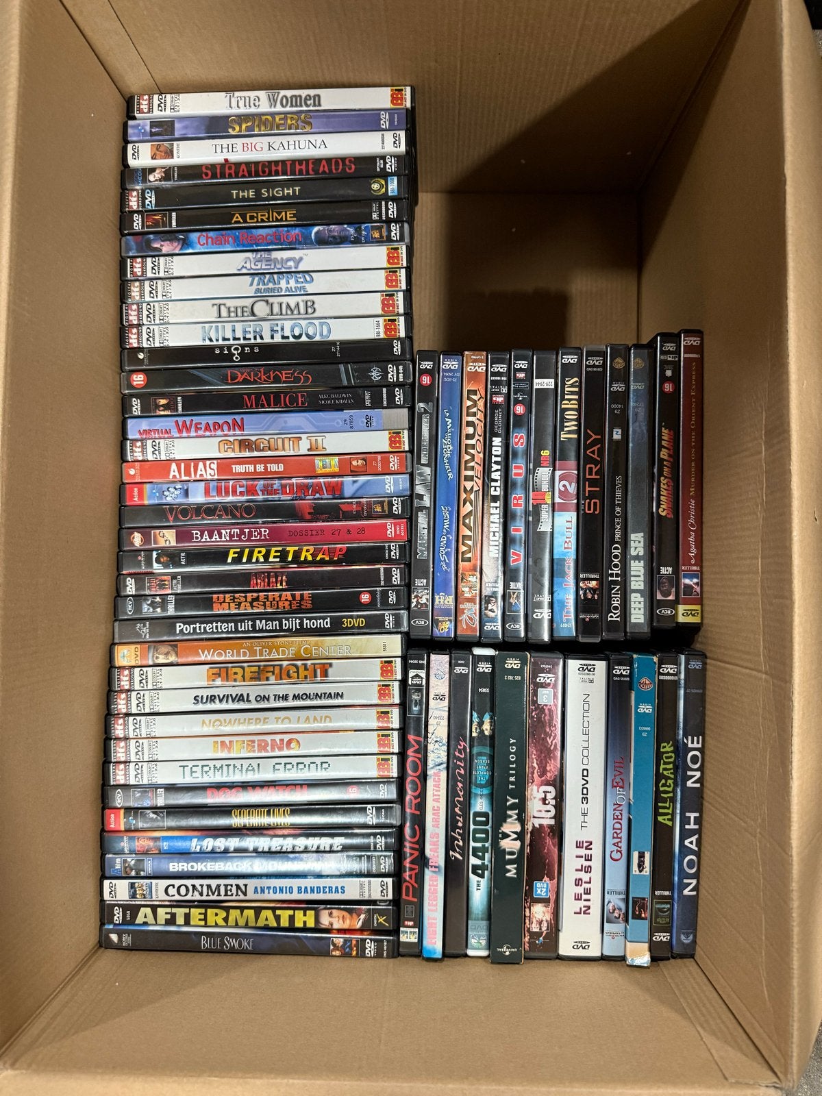 Doos met circa 80 diverse dvd's, Vanaf 12 jaar, Ophalen of Verzenden, Gebruikt, Inclusief doosje