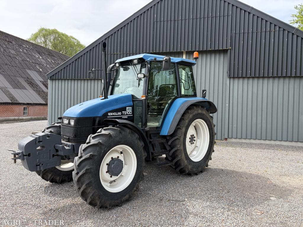 New Holland TS100 kruipbak, Zakelijke goederen, Agrarisch | Tractoren, 80 tot 120 Pk, Gebruikt, 2500 tot 5000, New Holland