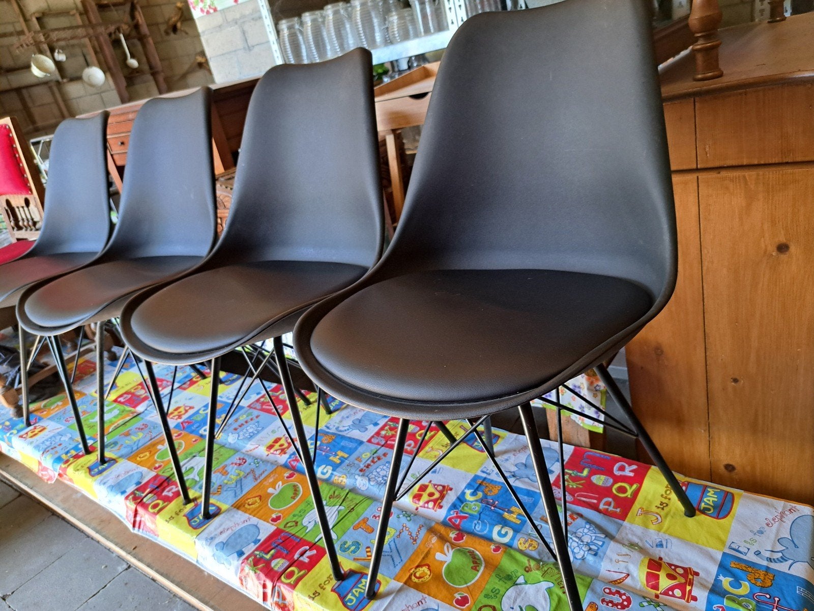 Eetkamer stoelen KLARUP, 4 krukken, Ophalen, Kunststof, 60 tot 90 cm