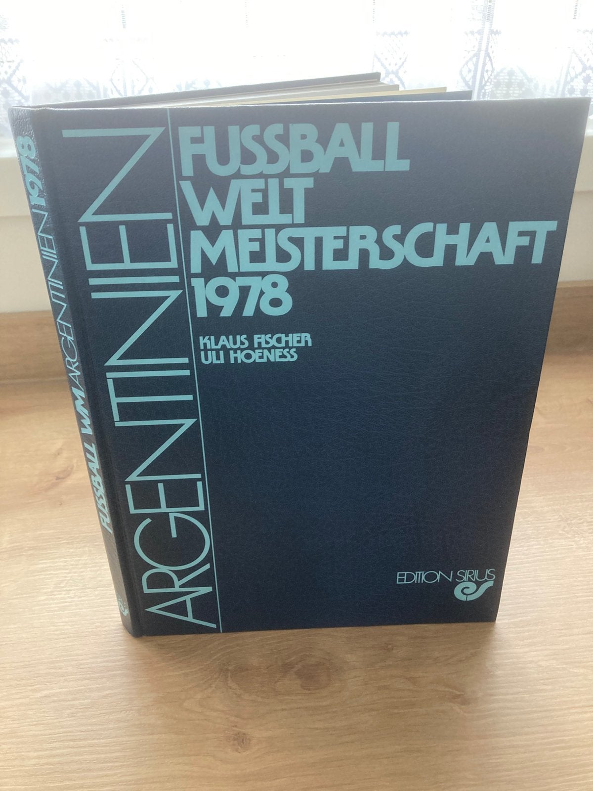 Te koop    Duits  Weltmeisterschaft 1978 Boek, Boeken, Sportboeken, Ophalen of Verzenden, Zo goed als nieuw, Balsport