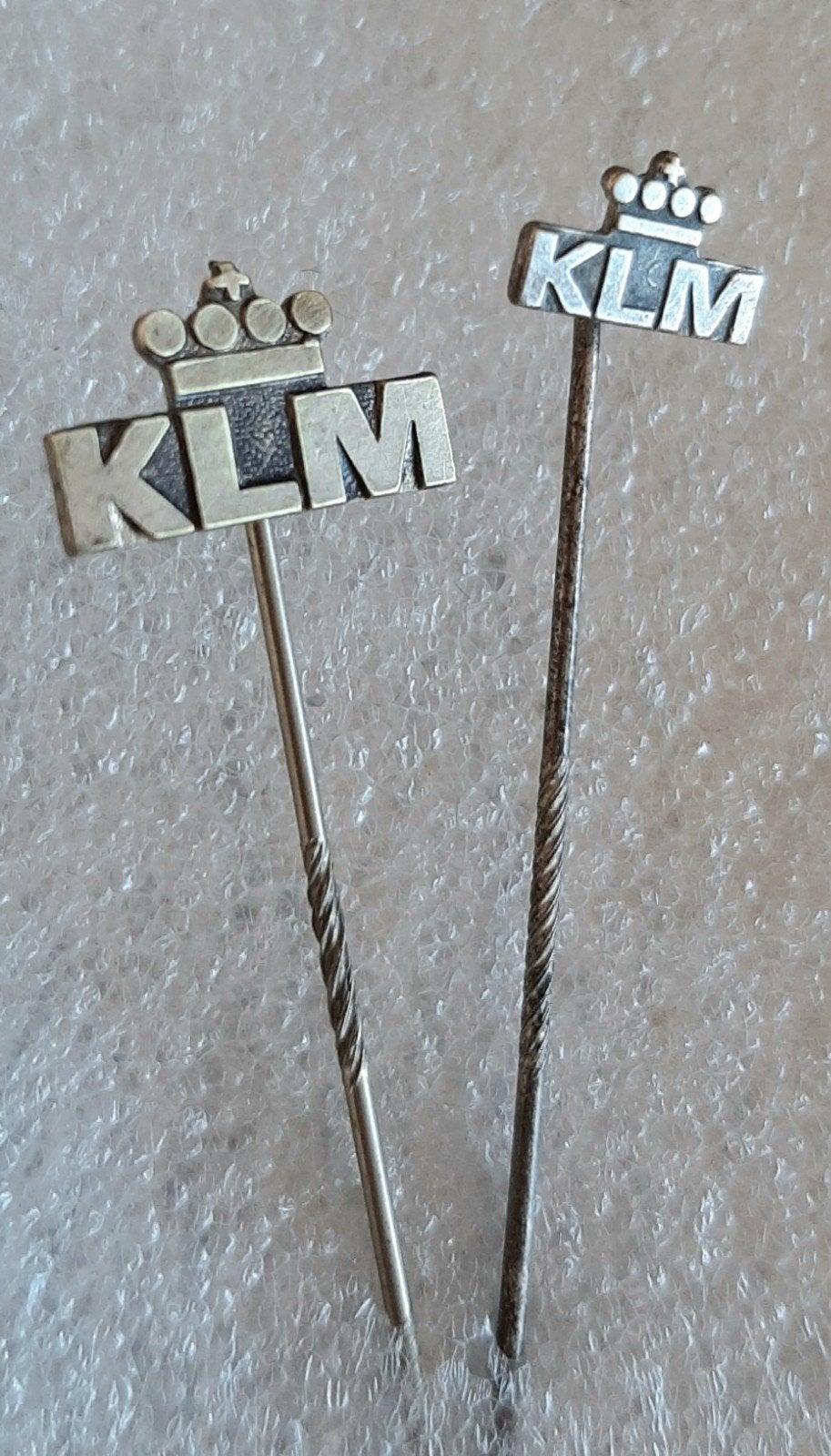 2 SPELDJES VAN DE  KLM UIT DE JAREN 70-80 VAN DE VORIGE EEUW, Verzenden, Gebruikt, Overige onderwerpen