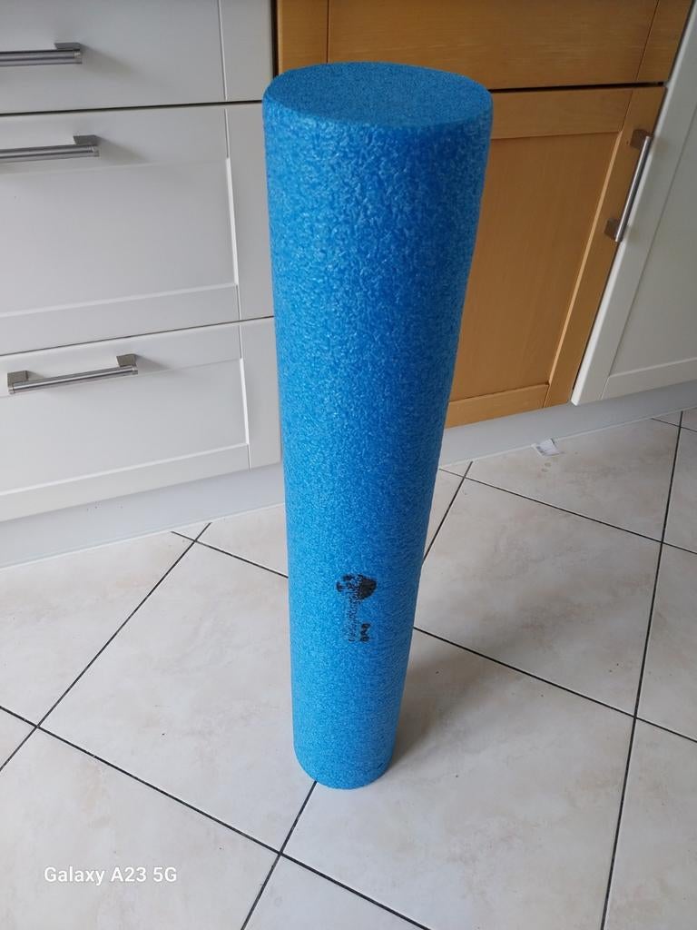 Blauwe foamroller voor fitness en massage, Ophalen of Verzenden, Gebruikt
