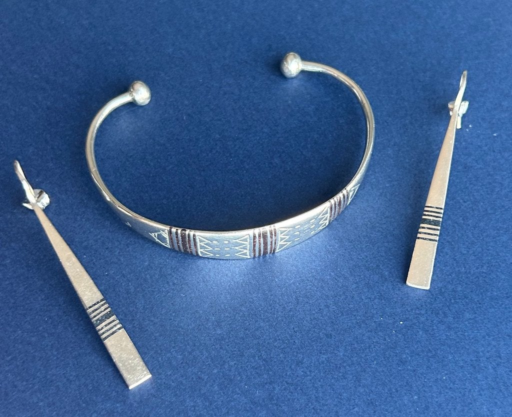 Handgemaakte vintage Sieraden set Toeareg-stijl, Sieraden, Tassen en Uiterlijk, Ophalen of Verzenden, Zilver, Armband