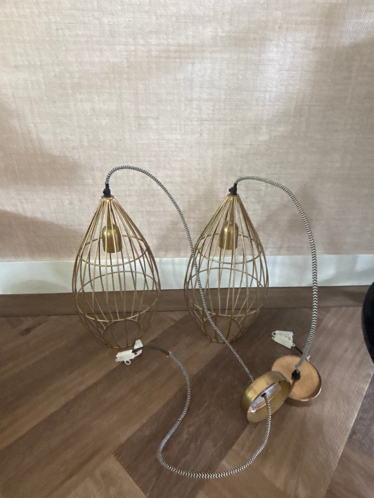Set van 2 gouden draadlampen, hanglampen, Ophalen of Verzenden, Zo goed als nieuw, Metaal, E27 (groot)