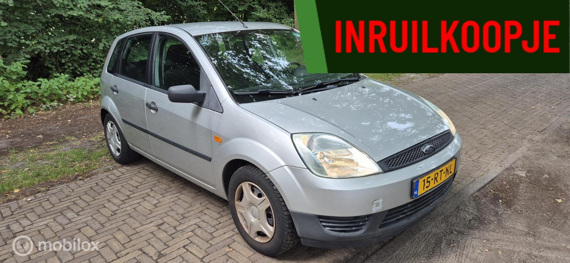 Betrouwbare Ford Fiesta 1.3 Ambiente/ ZUINIG/ recente APK !, Auto's, 1299 cc, Stof, Zwart, 4 cilinders