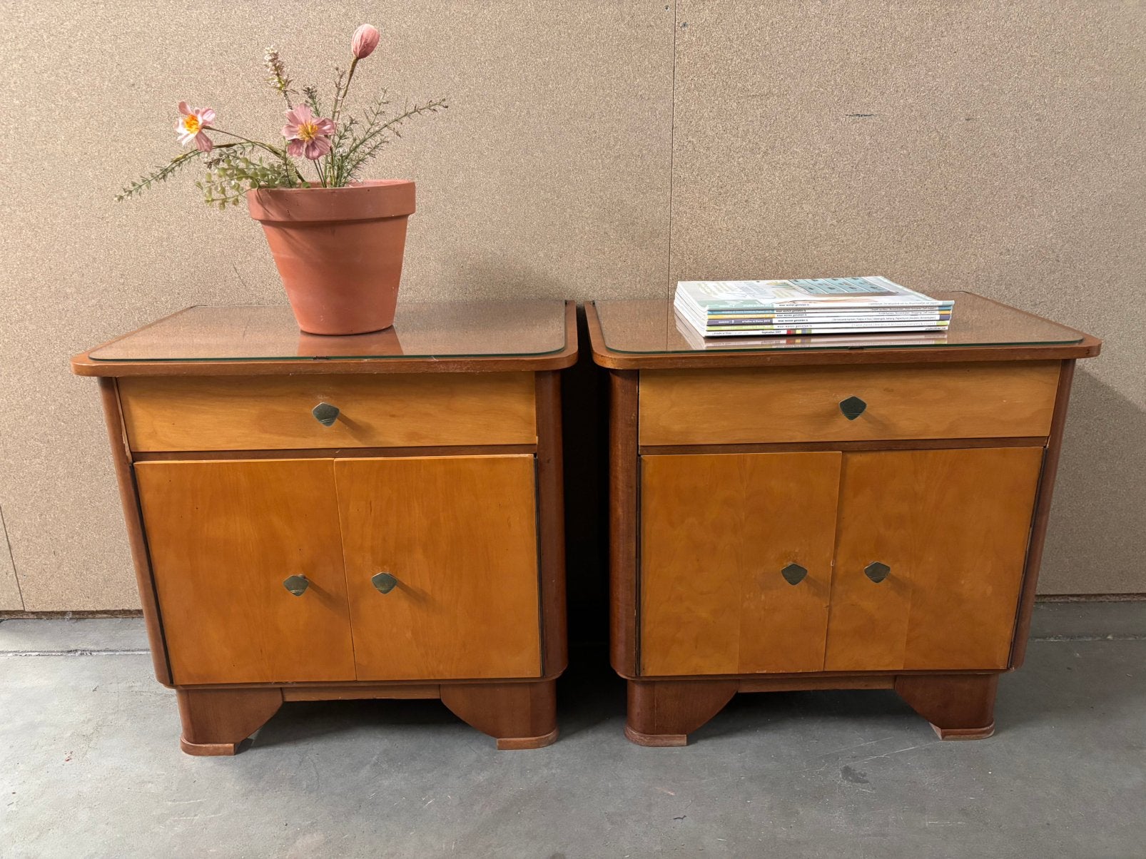 Vintage nachtkastjes, Ophalen, Studio Larilo, Nieuw, Studiolarilo@gmail.com