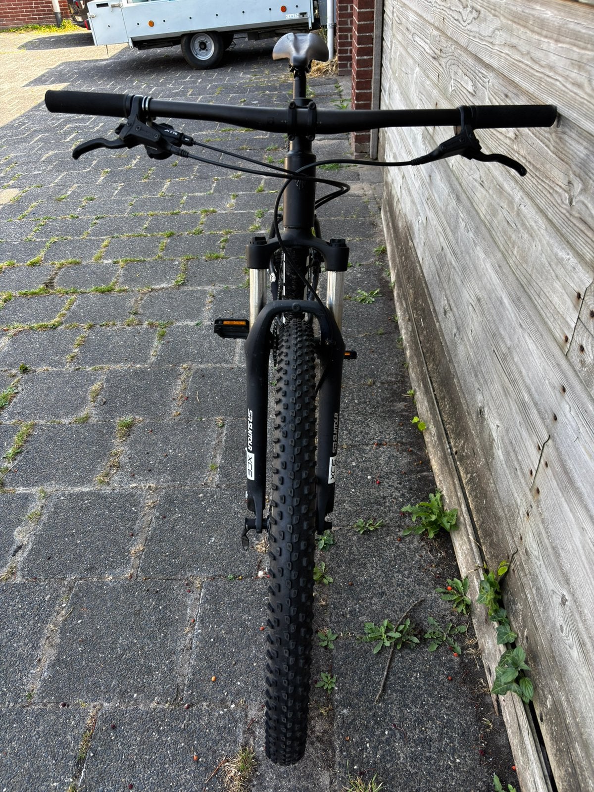 Foto 4 van Trek Marlin 5 M/L mountainbike geupgrade