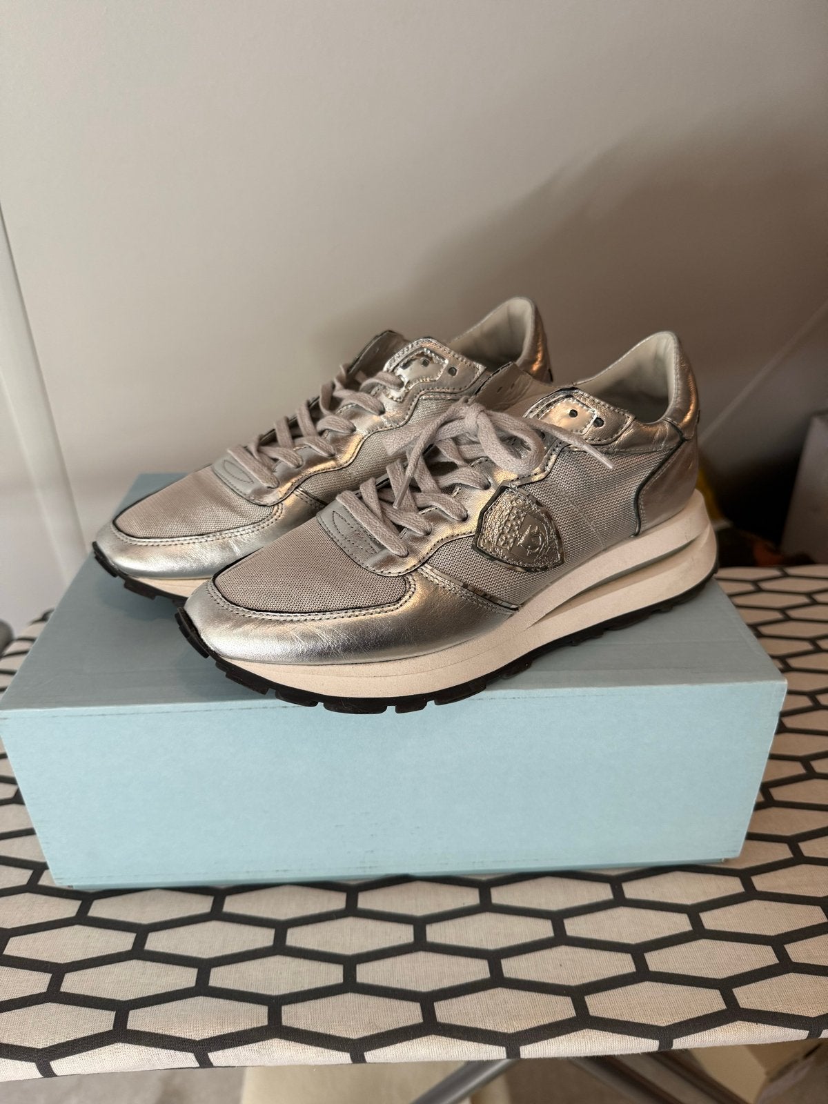 Philippe Model Tropez Haute Low Woman - Metal Argent, Kleding | Dames, Overige kleuren, Verzenden, Sneakers of Gympen, Gedragen