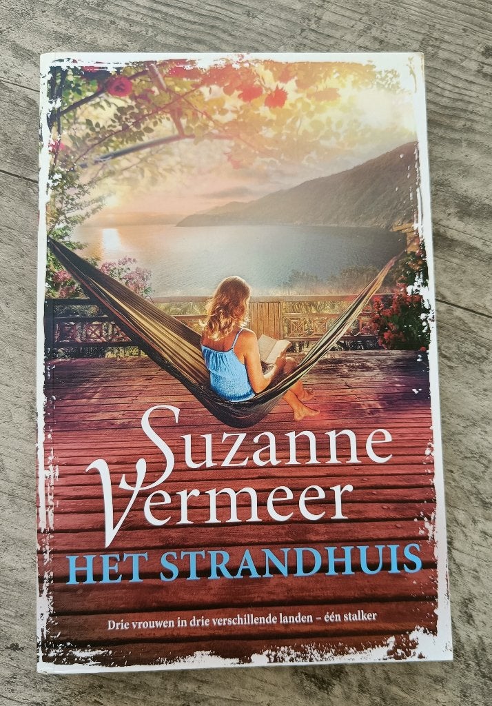 Strandhuis (Suzanne Vermeer), Boeken, Thrillers, Suzanne Vermeer, Ophalen of Verzenden, Zo goed als nieuw, Nederland
