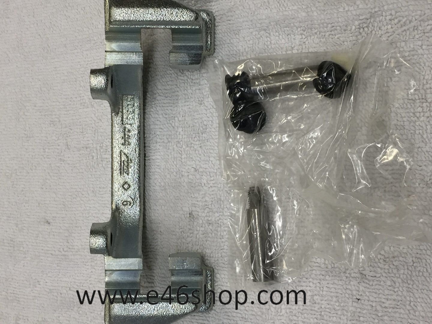 Remankerplaat BMW E36 Z3 oe 34111164221 voorkant nieuw, -, -, Nieuw, Ophalen of Verzenden