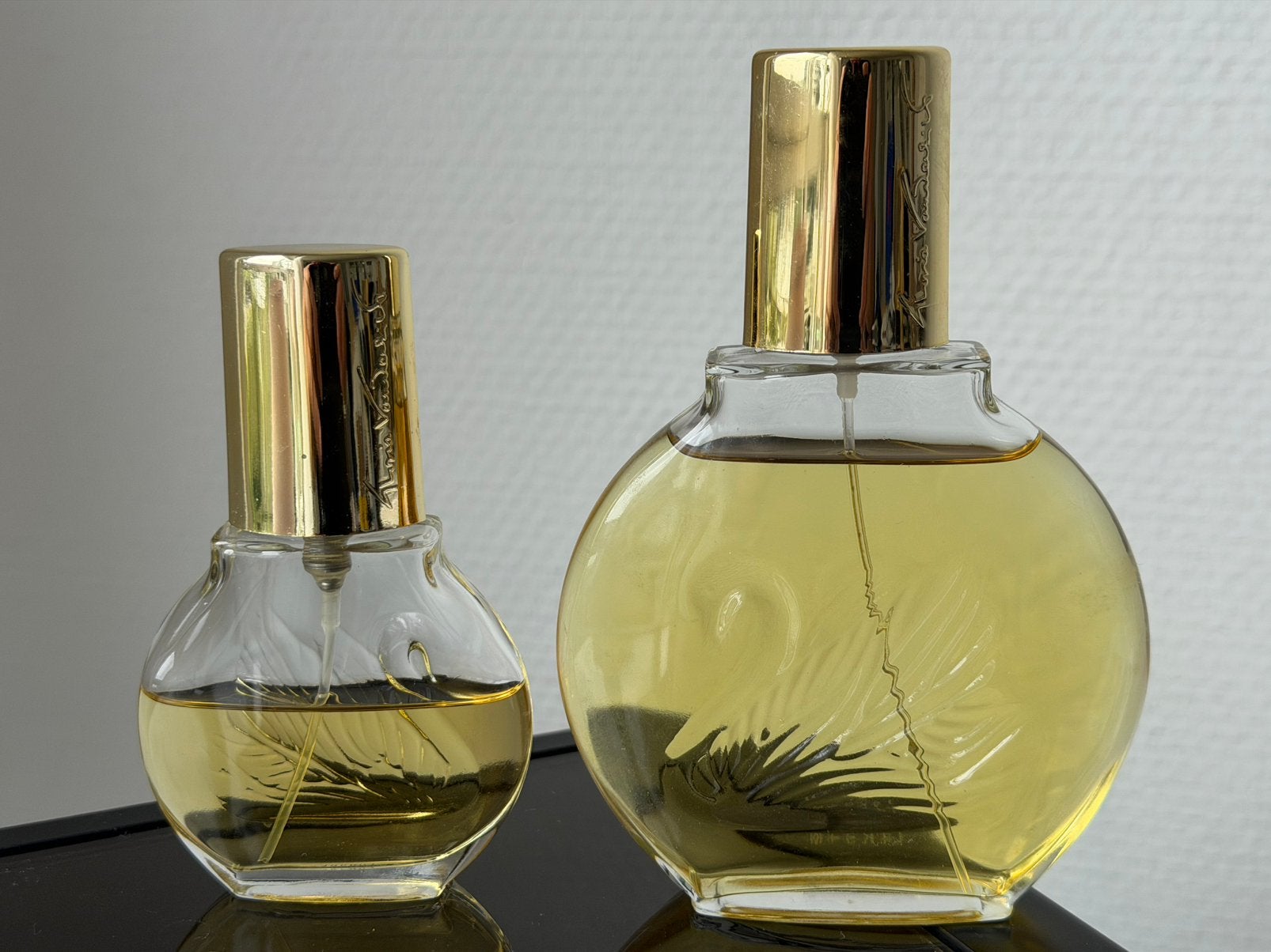 GLORIA VANDERBILT GLORIA Eau de toilette  100 ml, Verzenden, Zo goed als nieuw, Overige typen, Gevuld