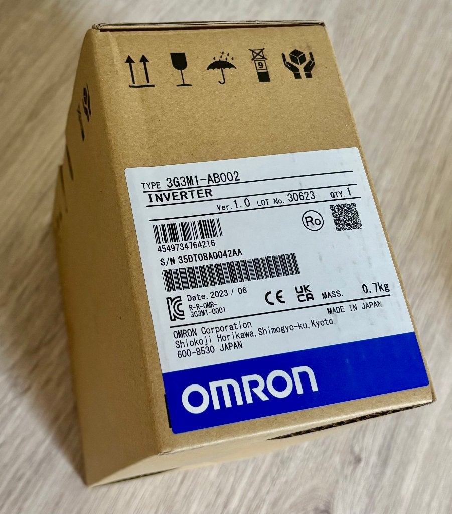 OMRON - Inverter - 3G3M1-AB002 - Frequentie-omvormer - Drive, Hobby en Vrije tijd, Elektronica-componenten, Www.omron.nl, Www.omron.nl