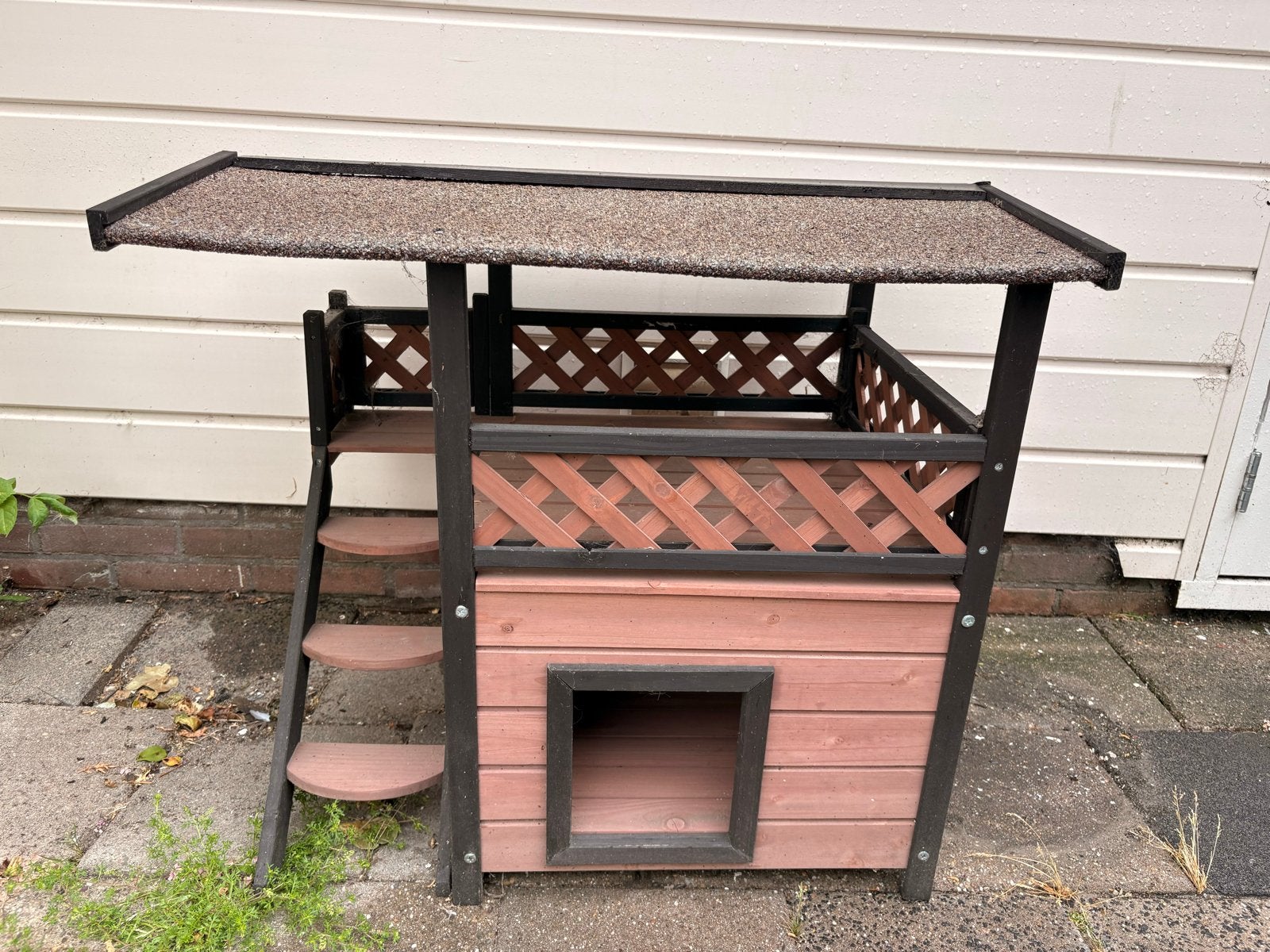Kattenhuisje voor in de tuin, Dieren en Toebehoren, Katten-accessoires, Ophalen, Zo goed als nieuw