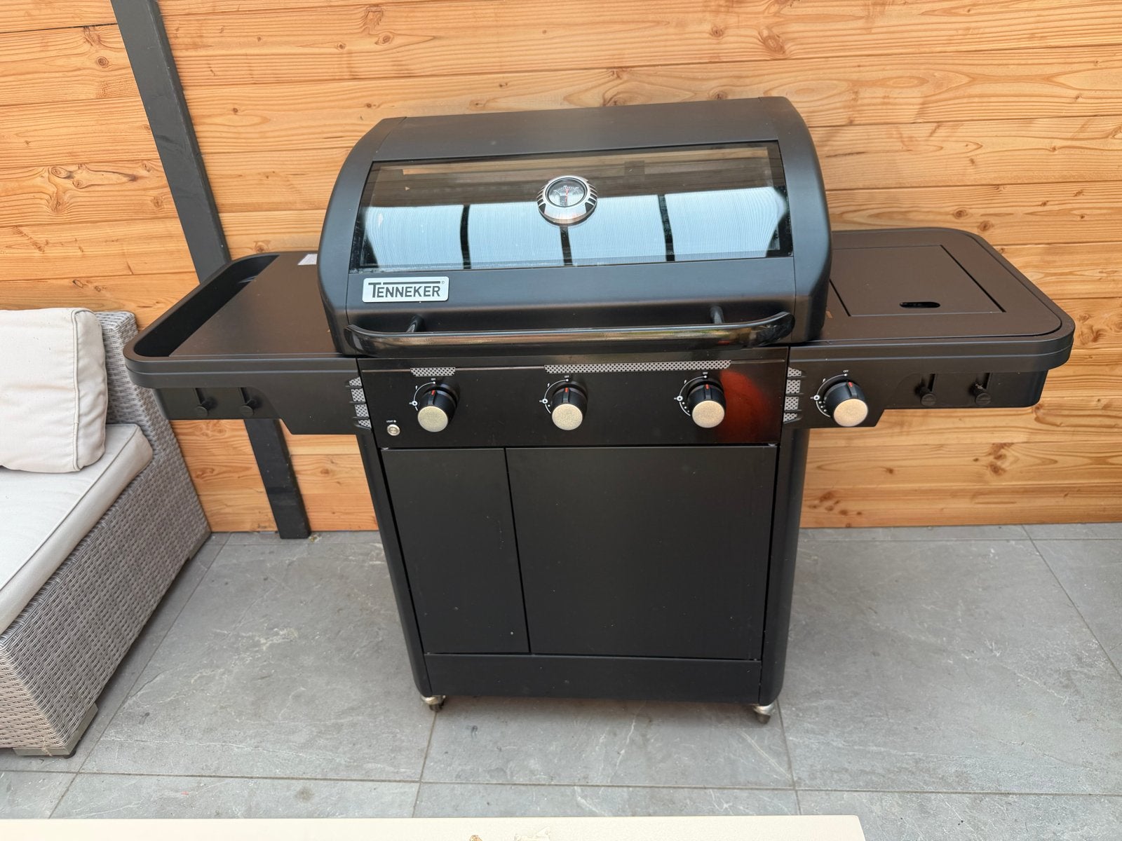 Tenneker Halo TG3 gas bbq met zijbrander - Zo goed als nieuw, Ophalen, Zo goed als nieuw, Tenneker