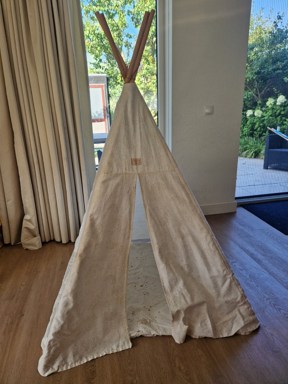 Tipi speeltent voor kinderen incl bijpassend speelkleed, Ophalen, Zo goed als nieuw
