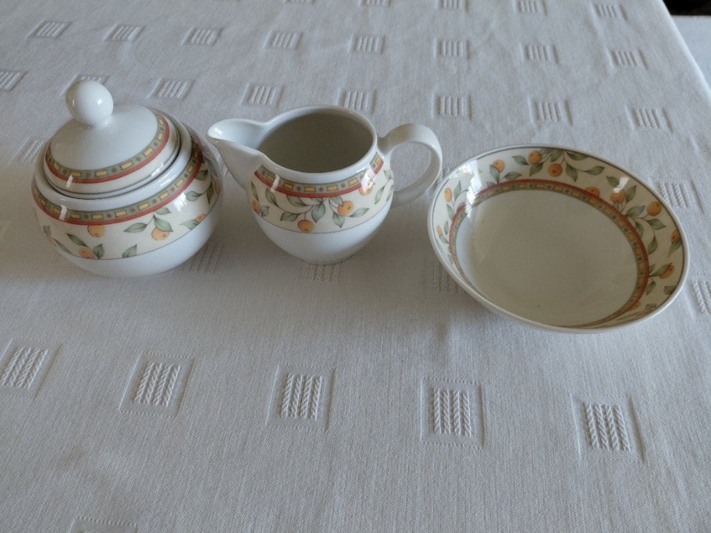 Koffietijd servies delen, papschaaltje, suikerpot, melkkan, Overige typen, Ophalen of Verzenden, Zo goed als nieuw, Overige stijlen