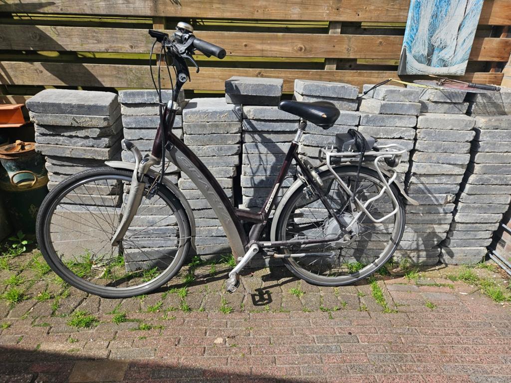 Sparta E-bike met defecte achterband en velg., Fietsen en Brommers, Elektrische fietsen, Ophalen, Sparta, Gebruikt, 51 tot 55 cm